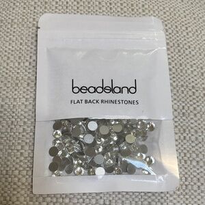Beadland Clear Flat Back Rhinestones - Pack of Embellishments